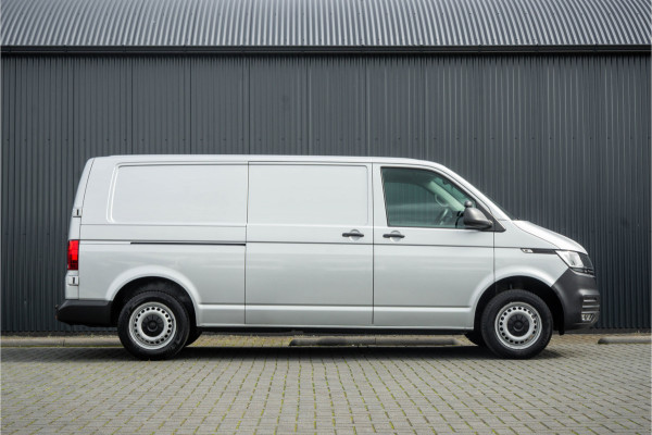 Volkswagen Transporter T6.1 2.0 TDI L2H1 | 150 PK | Cruise | Airco | Trekhaak