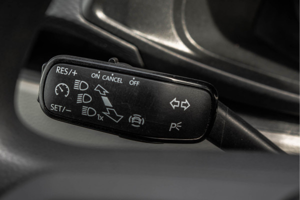 Volkswagen Transporter T6.1 2.0 TDI L2H1 | 150 PK | Cruise | Airco | Trekhaak