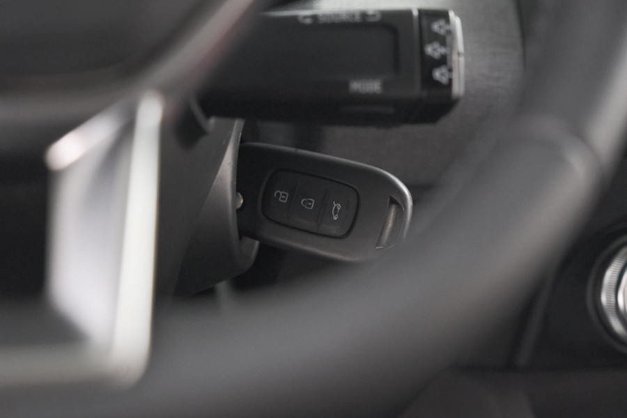 Renault Clio 1.6 E-Tech Full Hybrid 145 Evolution | Apple Carplay | Parkeersensoren | LED | Cruise Control