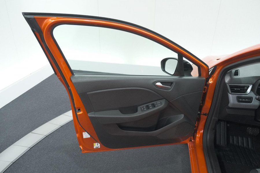 Renault Clio 1.6 E-Tech Full Hybrid 145 Evolution | Apple Carplay | Parkeersensoren | LED | Cruise Control