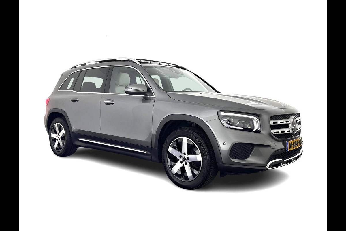 Mercedes-Benz Glb 180 Business Solution (INCL-BTW) Aut. *PANO | LEATHER | FULL-LED | BLINDSPOT | MEMORY-PACK | AMBIENTLIGHT | HEATED-SPORTSEATS | WIDESCREEN-COCKPIT | DAB+ | NAVI-FULLMAP | ADAPTIVE-CRUISE | CAMERA | PRIVACYGLASS |