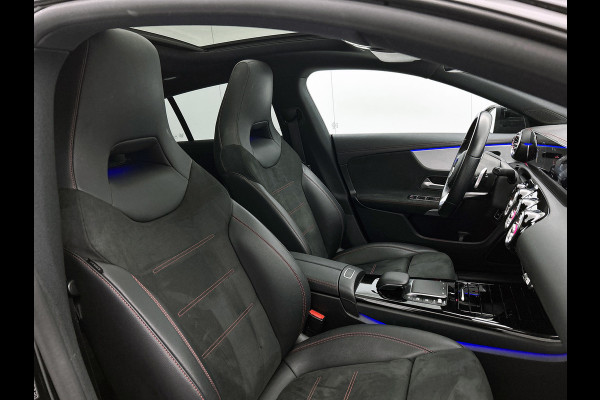 Mercedes-Benz CLA-Klasse Shooting Brake 200 Business Solution AMG(NL-auto, Dealer OndH, Panorama, SfeerV,Camera, StoelV, Etc)