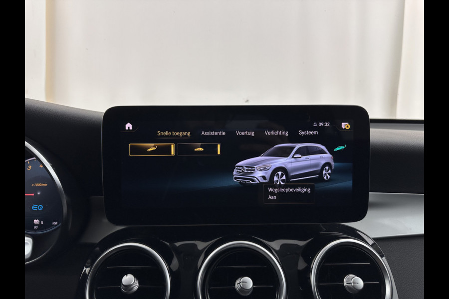 Mercedes-Benz GLC 300e 4MATIC Business Solution (Plug-In) {SOH-94%} (INCL-BTW) *LEATHER | FULL-LED | DIGI-COCKPIT | KEYLESS | DAB | HEATED-SPORTSEATS | CAMERA | PRIVACY-GLASS | NAVI-FULLMAP | ECC | PDC | CRUISE | 18''ALU*