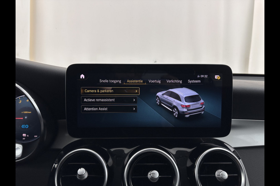 Mercedes-Benz GLC 300e 4MATIC Business Solution (Plug-In) {SOH-94%} (INCL-BTW) *LEATHER | FULL-LED | DIGI-COCKPIT | KEYLESS | DAB | HEATED-SPORTSEATS | CAMERA | PRIVACY-GLASS | NAVI-FULLMAP | ECC | PDC | CRUISE | 18''ALU*