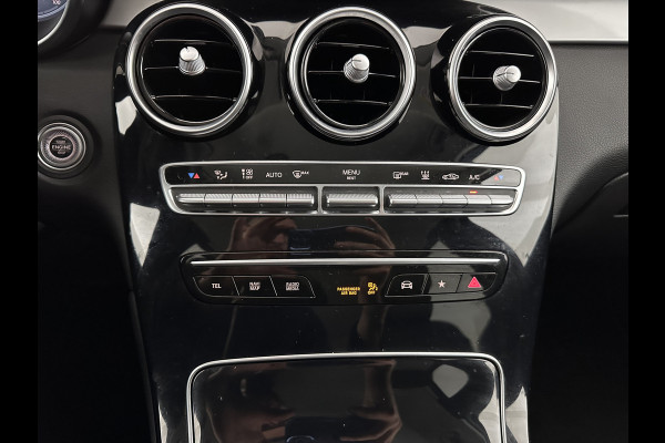Mercedes-Benz GLC 300e 4MATIC Business Solution (Plug-In) {SOH-94%} (INCL-BTW) *LEATHER | FULL-LED | DIGI-COCKPIT | KEYLESS | DAB | HEATED-SPORTSEATS | CAMERA | PRIVACY-GLASS | NAVI-FULLMAP | ECC | PDC | CRUISE | 18''ALU*