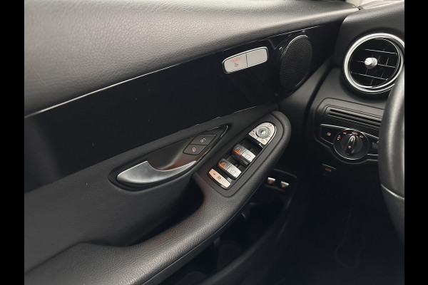 Mercedes-Benz GLC 300e 4MATIC Business Solution (Plug-In) {SOH-94%} (INCL-BTW) *LEATHER | FULL-LED | DIGI-COCKPIT | KEYLESS | DAB | HEATED-SPORTSEATS | CAMERA | PRIVACY-GLASS | NAVI-FULLMAP | ECC | PDC | CRUISE | 18''ALU*