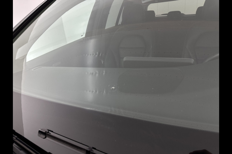 Mercedes-Benz GLC 300e 4MATIC Business Solution (Plug-In) {SOH-94%} (INCL-BTW) *LEATHER | FULL-LED | DIGI-COCKPIT | KEYLESS | DAB | HEATED-SPORTSEATS | CAMERA | PRIVACY-GLASS | NAVI-FULLMAP | ECC | PDC | CRUISE | 18''ALU*