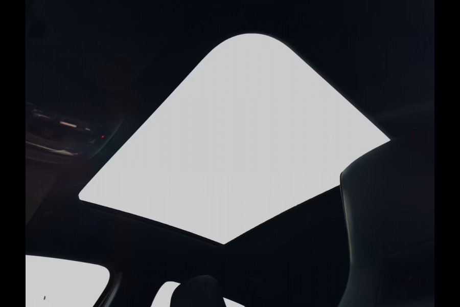 Mercedes-Benz A-Klasse 250e AMG ** DESIGNO ROT ** NIGHT, PANORAMA, BURMESTER, 2-Zone CLIMA, 19-inch LMV,  ** 1e EIG - UNFALLFREI ** ** INFORMEER OOK NAAR ONZE AANTREKKELIJKE FINANCIAL-LEASE TARIEVEN **