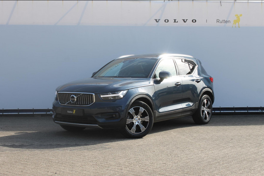 Volvo XC40 B4 211PK Automaat Inscription Panoramisch schuif-kanteldak / Semi elektrisch wegklapbare trekhaak / Adaptieve cruise control / Lederen bekleding / Harman Kardon Audio