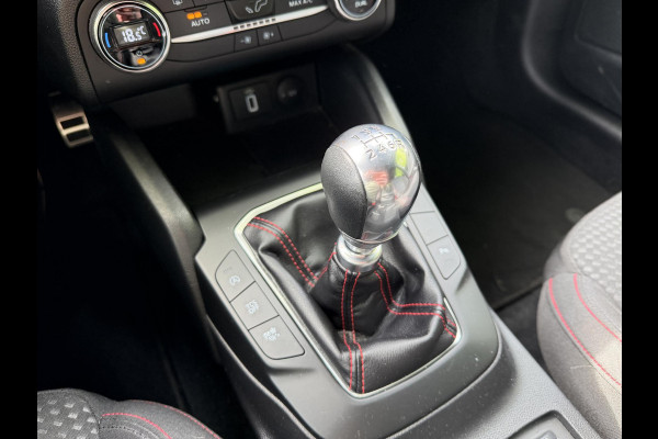 Ford FOCUS Wagon 1.0 EcoBoost ST Line Business . KEYLESS ENTRY & START . PARKEERSENSOREN . NAVIGATIE .