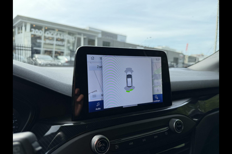 Ford FOCUS Wagon 1.0 EcoBoost ST Line Business . KEYLESS ENTRY & START . PARKEERSENSOREN . NAVIGATIE .