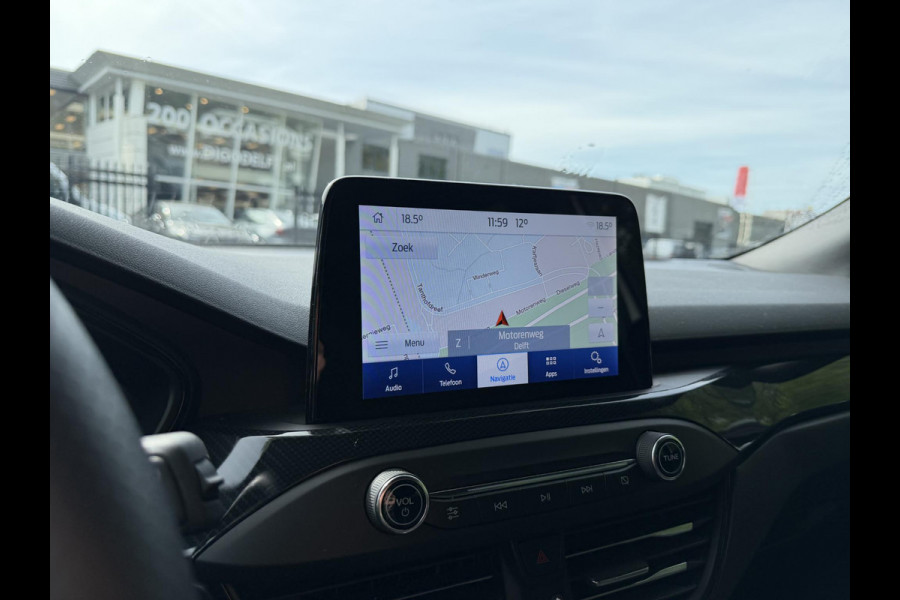 Ford FOCUS Wagon 1.0 EcoBoost ST Line Business . KEYLESS ENTRY & START . PARKEERSENSOREN . NAVIGATIE .