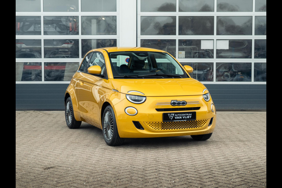 Fiat 500 Hybrid Torino Launch Edition | Clima | Carplay | PDC | Priv Glass | Sun of Italy