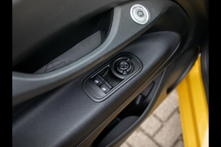 Fiat 500 Hybrid Torino Launch Edition | Clima | Carplay | PDC | Priv Glass | Sun of Italy