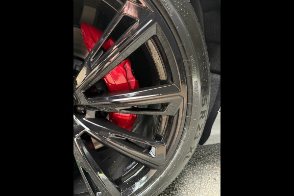 Audi Q8 Q8 55 Tfsi S-LINE Competiton 23 inch soft close RS zetels head-up trekhaak B&O