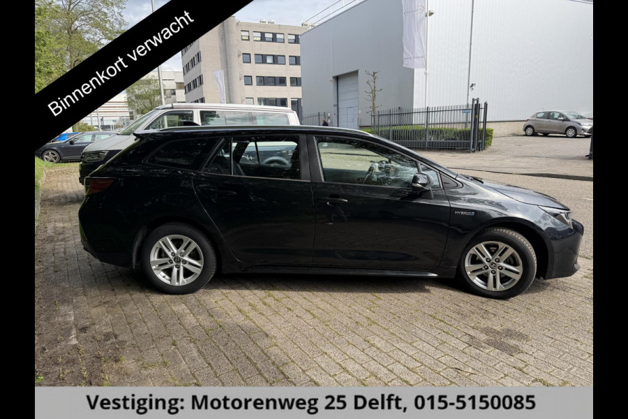 Toyota Corolla Touring Sports 1.8 Hybrid Active . GARANTIE TOT 11-2031 . NAVIGATIE . ACHTERUITRIJ CAMERA . ADAPTIEVE CRUISE CONTROL .