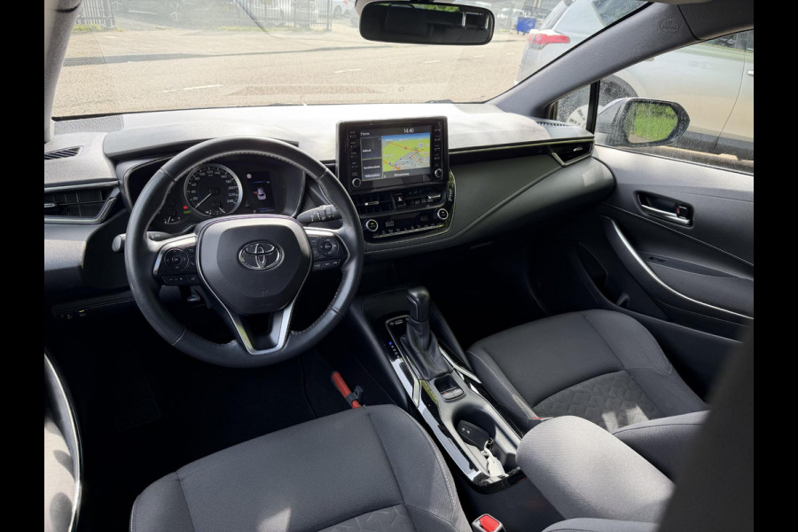 Toyota Corolla Touring Sports 1.8 Hybrid Active . GARANTIE TOT 11-2031 . NAVIGATIE . ACHTERUITRIJ CAMERA . ADAPTIEVE CRUISE CONTROL .