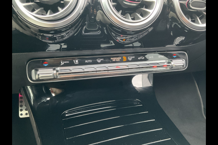 Mercedes-Benz A-Klasse 180 AMG Pano Memory Sfeerverl Carplay Led Stoelverw Business Solution