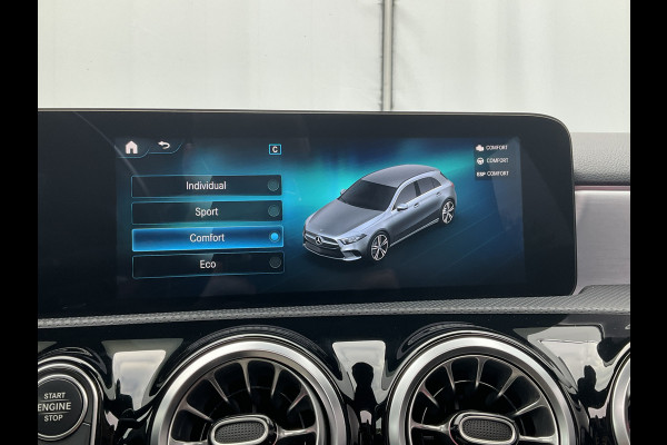 Mercedes-Benz A-Klasse 180 AMG Pano Memory Sfeerverl Carplay Led Stoelverw Business Solution