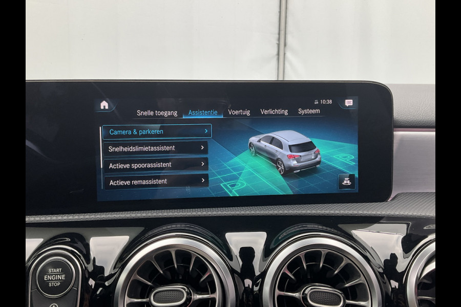 Mercedes-Benz A-Klasse 180 AMG Pano Memory Sfeerverl Carplay Led Stoelverw Business Solution