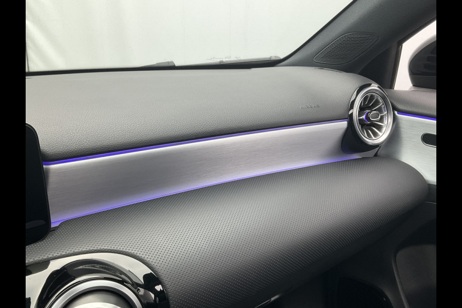 Mercedes-Benz A-Klasse 180 AMG Pano Memory Sfeerverl Carplay Led Stoelverw Business Solution