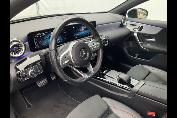 Mercedes-Benz A-Klasse 180 AMG Pano Memory Sfeerverl Carplay Led Stoelverw Business Solution