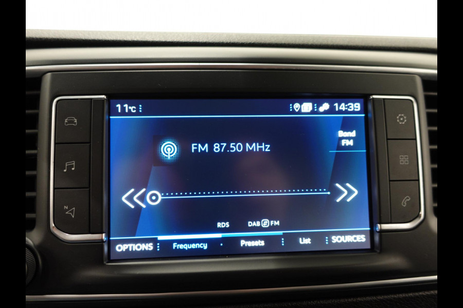 Peugeot Expert 2.0 BlueHDI 145PK L3 Automaat Cruise control Trekhaak Carplay Navigatie Airco