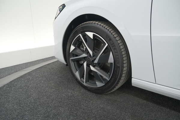 Peugeot 308 SW 1.6 Plug-in Hybrid 180 Allure | 360 Camera | Adaptieve Cruise Control | Navigatie | Apple Carplay