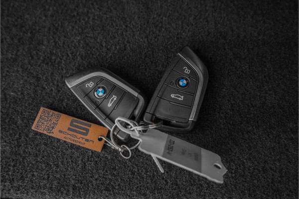 BMW X1 sDrive20i High Executive X-Line Pano Sportstoel Leder