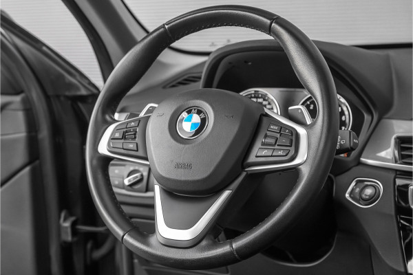BMW X1 sDrive20i High Executive X-Line Pano Sportstoel Leder