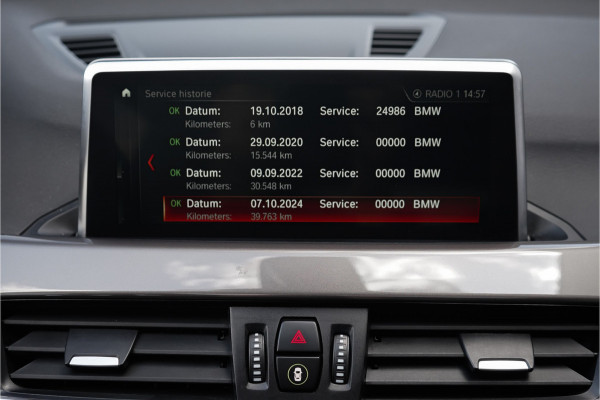 BMW X1 sDrive20i High Executive X-Line Pano Sportstoel Leder