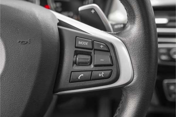 BMW X1 sDrive20i High Executive X-Line Pano Sportstoel Leder