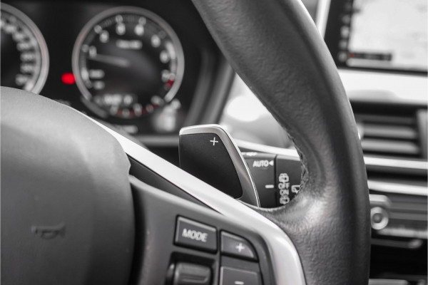 BMW X1 sDrive20i High Executive X-Line Pano Sportstoel Leder