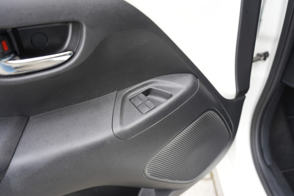 Toyota Aygo 1.0 VVT-i x-play limited | Achteruitrijcamera | Bluetooth |