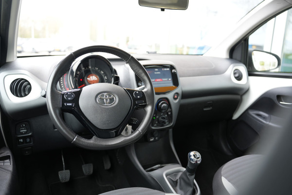 Toyota Aygo 1.0 VVT-i x-play limited | Achteruitrijcamera | Bluetooth |