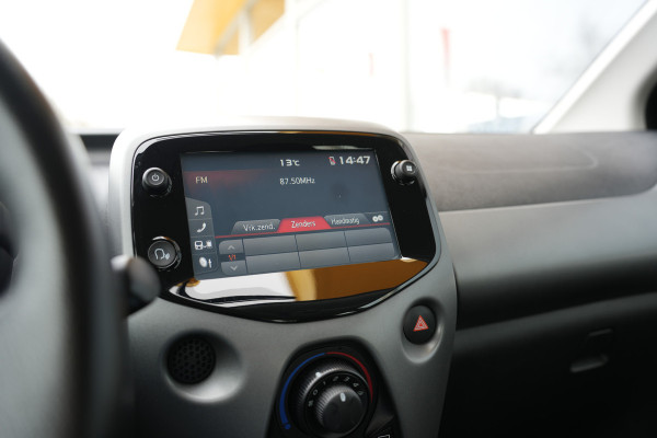 Toyota Aygo 1.0 VVT-i x-play limited | Achteruitrijcamera | Bluetooth |