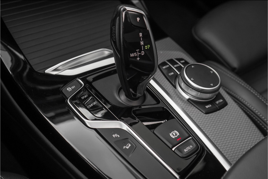 BMW X3 M40i xDrive High Executive Pano ACC HUD Trekhaak
