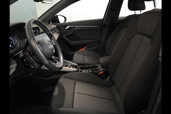 Audi A3 Sportback 30 TFSI Pro Line | Led | Climate Control | Apple carplay & Android Auto | Parkeer sensoren |