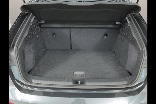 Audi A3 Sportback 30 TFSI Pro Line | Led | Climate Control | Apple carplay & Android Auto | Parkeer sensoren |