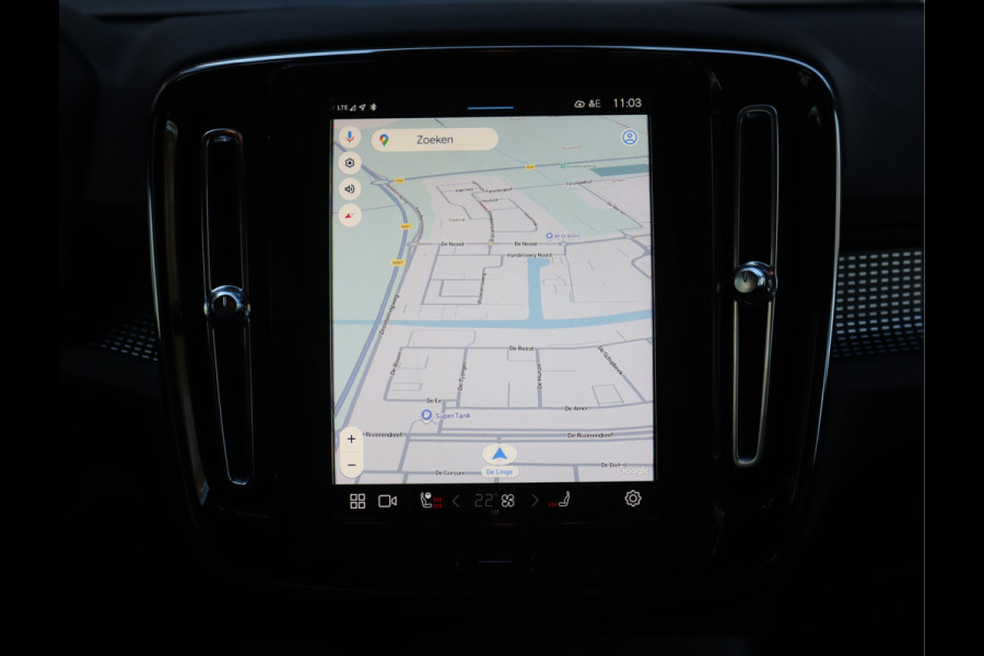 Volvo XC40 Recharge P8 AWD R-Design SOH 88,1% / Stoel-stuurverw. / Camera NL Auto / BTW Auto