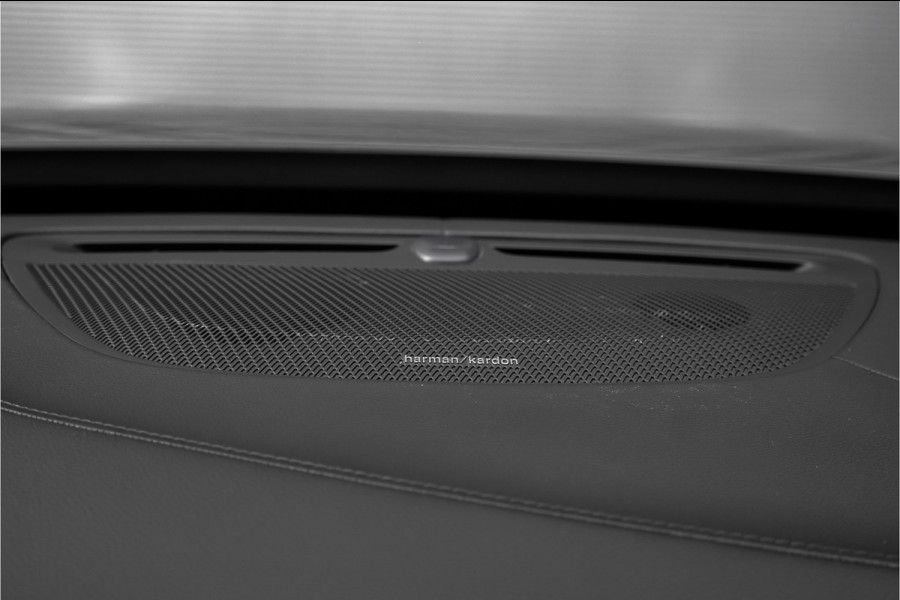 Volvo XC90 2.0 T8 Recharge AWD R-Design Pano H/K Trekhaak