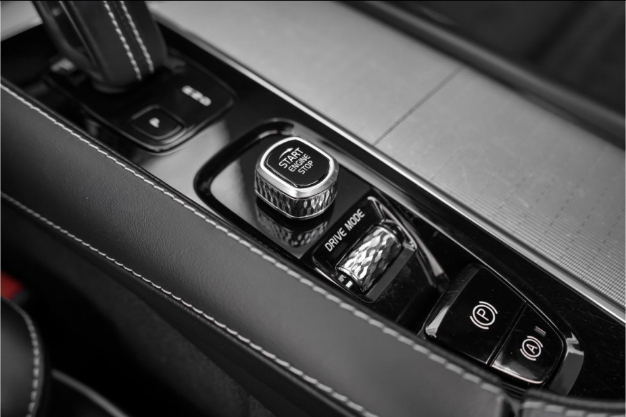 Volvo XC90 2.0 T8 Recharge AWD R-Design Pano H/K Trekhaak