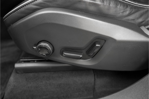 Volvo XC90 2.0 T8 Recharge AWD R-Design Pano H/K Trekhaak