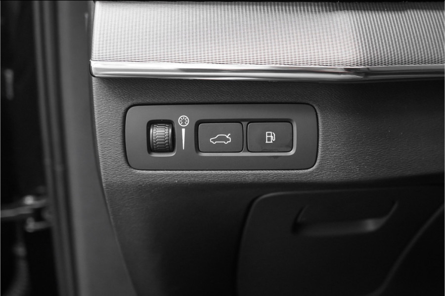 Volvo XC90 2.0 T8 Recharge AWD R-Design Pano H/K Trekhaak