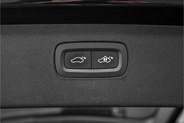 Volvo XC90 2.0 T8 Recharge AWD R-Design Pano H/K Trekhaak