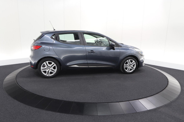 Renault Clio TCe 90 Zen | Navigatie | Parkeersensoren | Climate Control