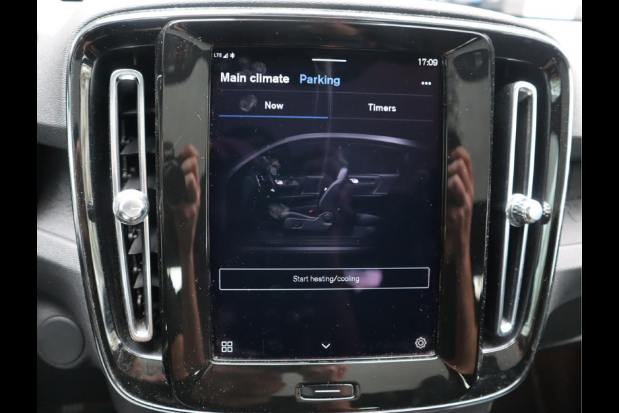 Volvo C40 Recharge Twin Intro Edition 78 kWh SOH 90.6% Navi / Trekh / Pano / 360Camera / Carplay / Stuur-Stoelverw / Harman/Kardon BTW AUTO /