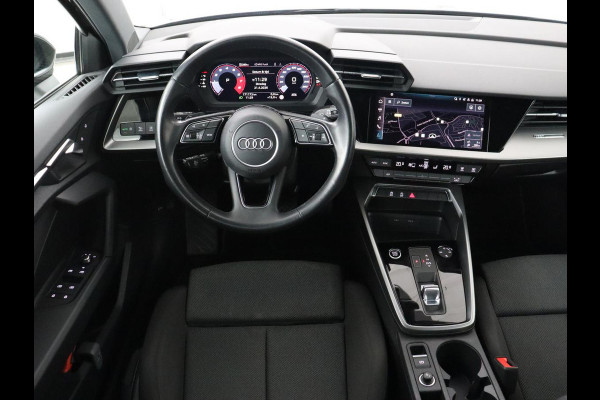 Audi A3 30 TFSI Advanced edition | Sportstoelen | Carplay | Audi Sound | Navigatie | Virtual Cockpit | Climate control | Full LED | Parkeerhulp | 17'' | DAB | Cruise control