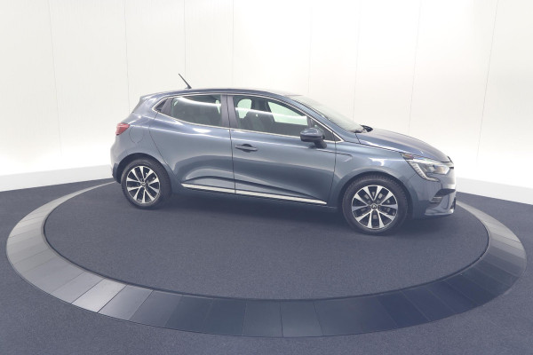 Renault Clio TCe 130 EDC Intens |  Allseason banden | Camera | Navigatie | Parkeersensoren