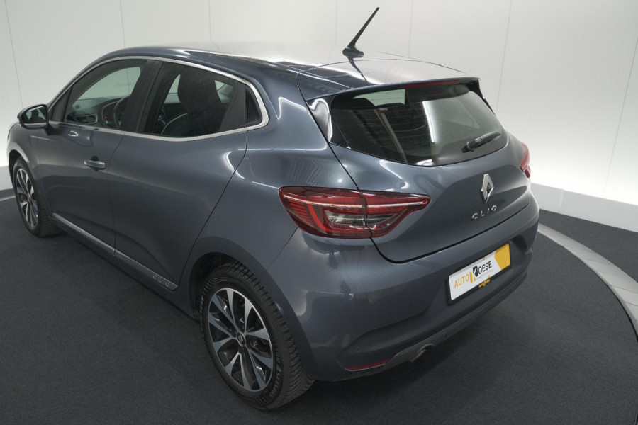Renault Clio TCe 130 EDC Intens |  Allseason banden | Camera | Navigatie | Parkeersensoren